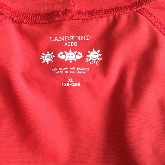 Lands’ End 🌺 Rash Guard Swim Top - Picture 6 of 7